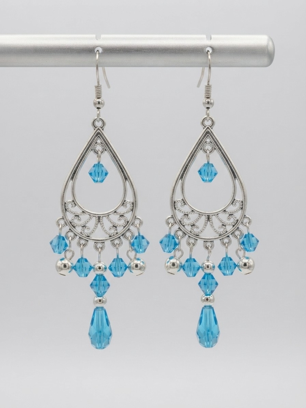 NWT Silver Filigree Chandelier Earrings